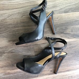 Gianni Bini black heels size 8